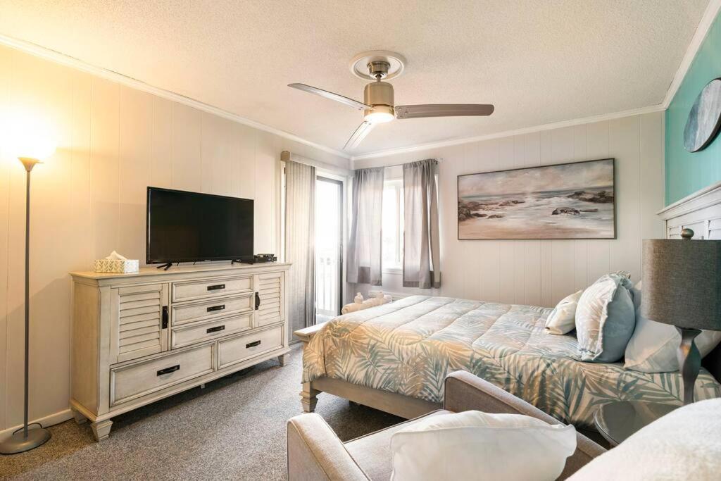 Апартаменти Great Beach Getaway! Мертл-Біч Екстер'єр фото